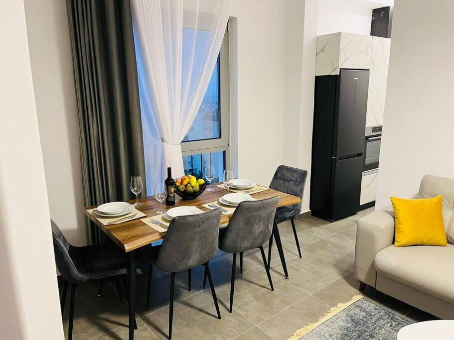 Royal Hill Apartments 2 By Ps Δυρράχιο Εξωτερικό φωτογραφία